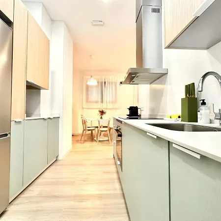 Daire Valentia Modern And Comfortable Beachside Style