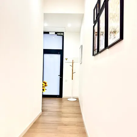 Valentia Modern And Comfortable Beachside Style Valensiya