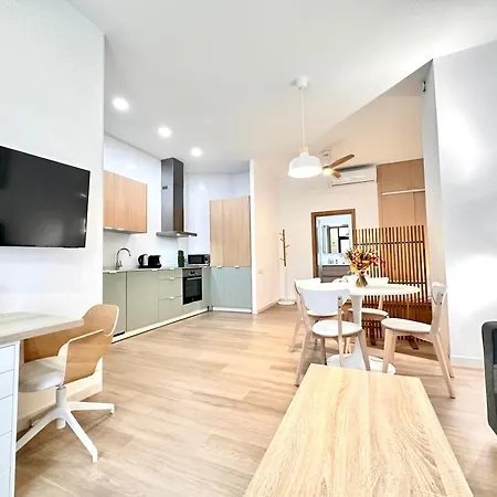 Valentia Modern And Comfortable Beachside Style * Valensiya