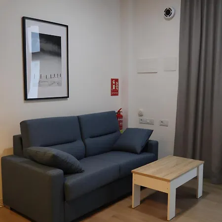 Valentia Modern And Comfortable Beachside Style * Valencia