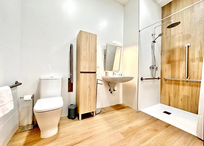 Valentia Modern And Comfortable Beachside Style Валенсия