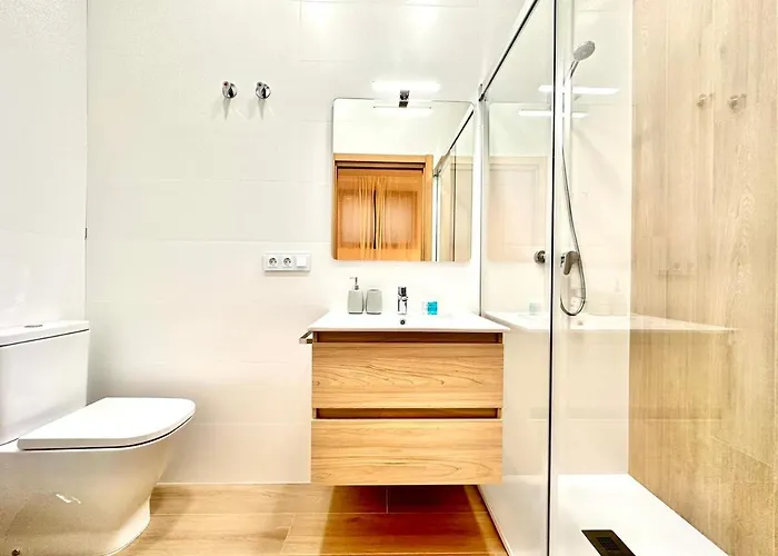 Апартаменты Valentia Modern And Comfortable Beachside Style Валенсия