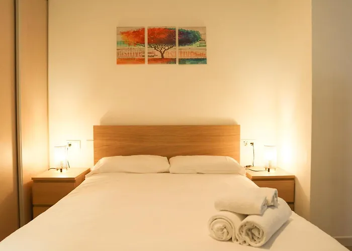 Valentia Modern And Comfortable Beachside Style *