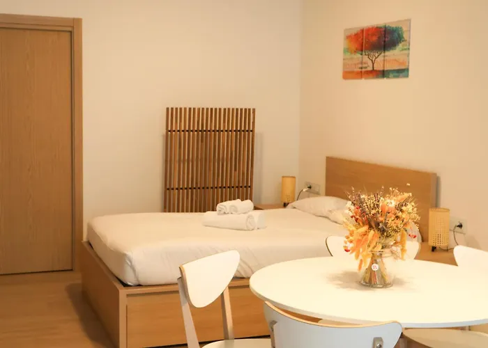 Апартаменты Valentia Modern And Comfortable Beachside Style