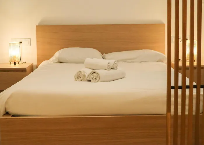 Valentia Modern And Comfortable Beachside Style *