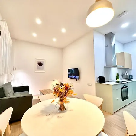 Valentia Modern And Comfortable Beachside Style Apartment Valencia